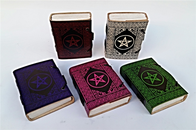 Art Leather Journal : Celtic Pentagram in two color embossed leather journal