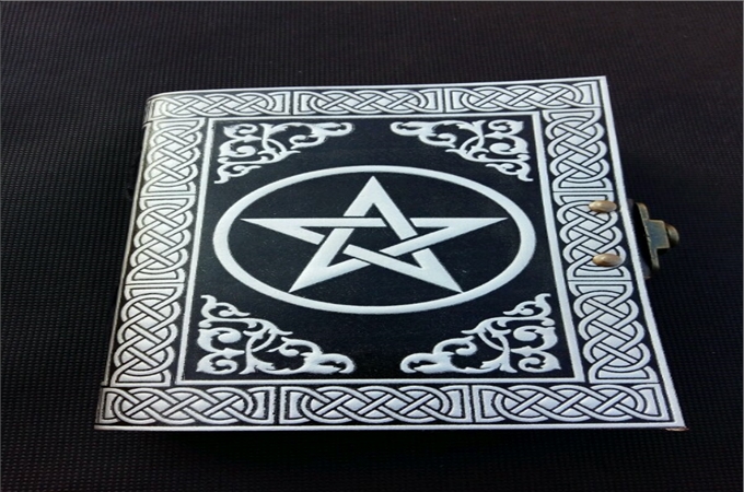 Art Leather Journal : silver pentagram embossed leather journal with lock 