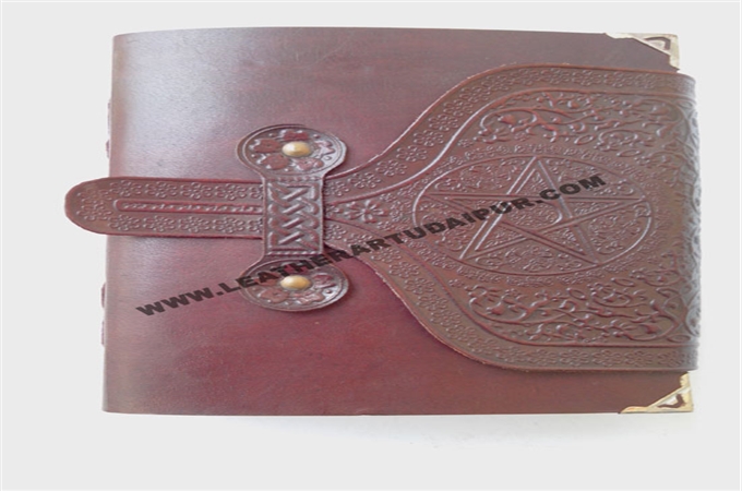 Art Leather Journal : Celtic pentagram closer leather Journal